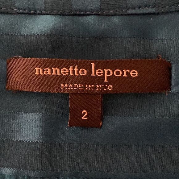 Nanette Lepore NWT Silk V Neck Long Sleeve Tunic Blouse in Blue Shadow Stripe. - Picture 8 of 9